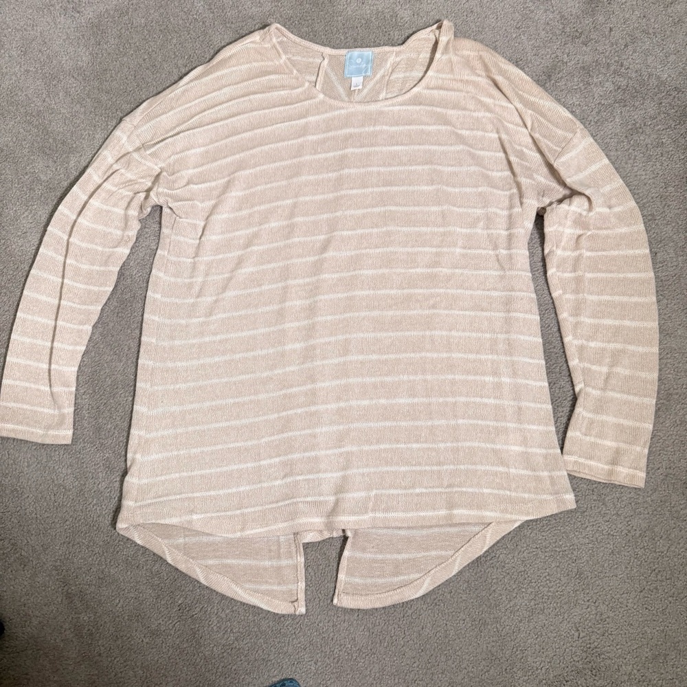 Sunday Tan/White Lightweight Sweater Boho, UpscaleCasual. Size Large